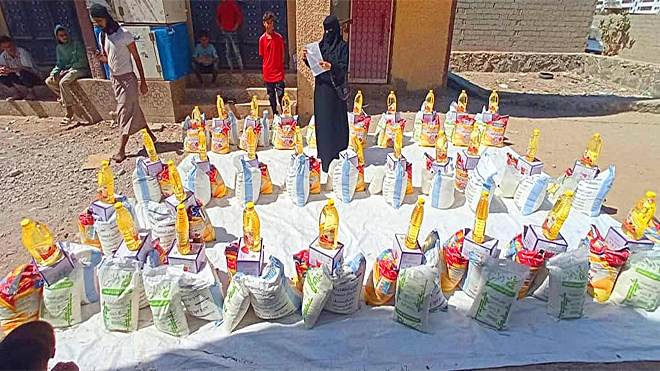 ناشطة: اتساع الفقر بعدن يستوجب تكثيف أعمال الخير والعون